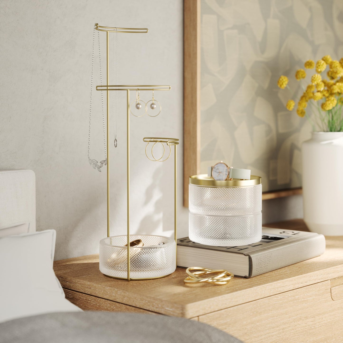 Umbra Tesora Jewelry Organizer and Jewelry Stand with Glass Base