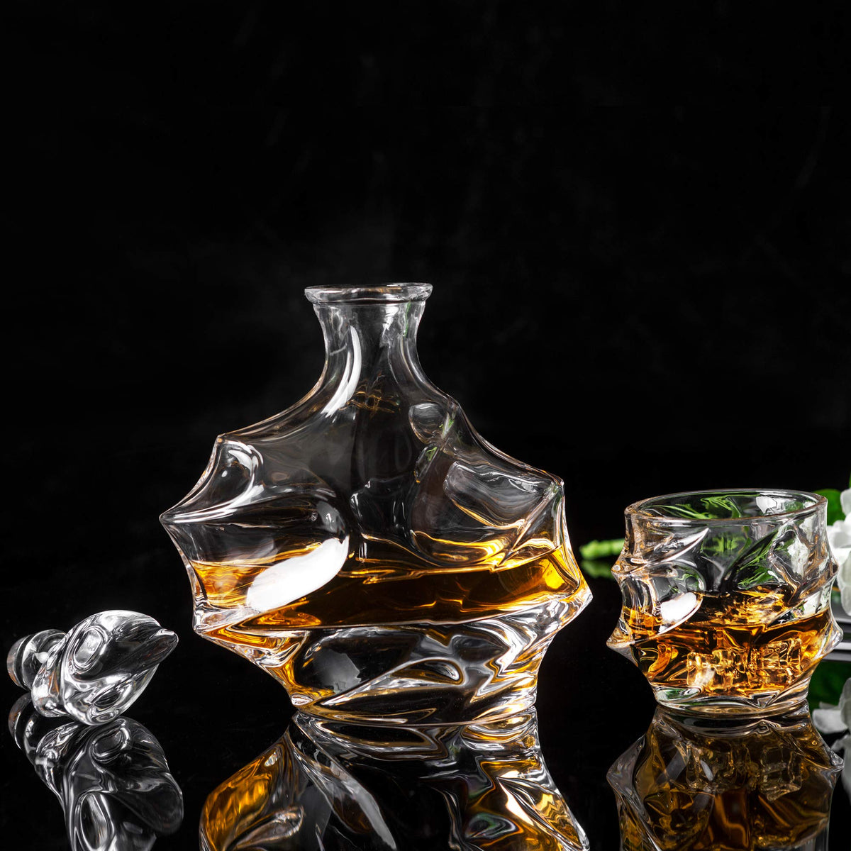 KANARS Crystal Whiskey Decanter Set, 27 Oz Emperor Decanter with Old Fashioned Glasses for Liquor Bourbon Scotch Tequila Snifter, Unique Christmas Gifts for Men Dad Grandpa Brother Adult