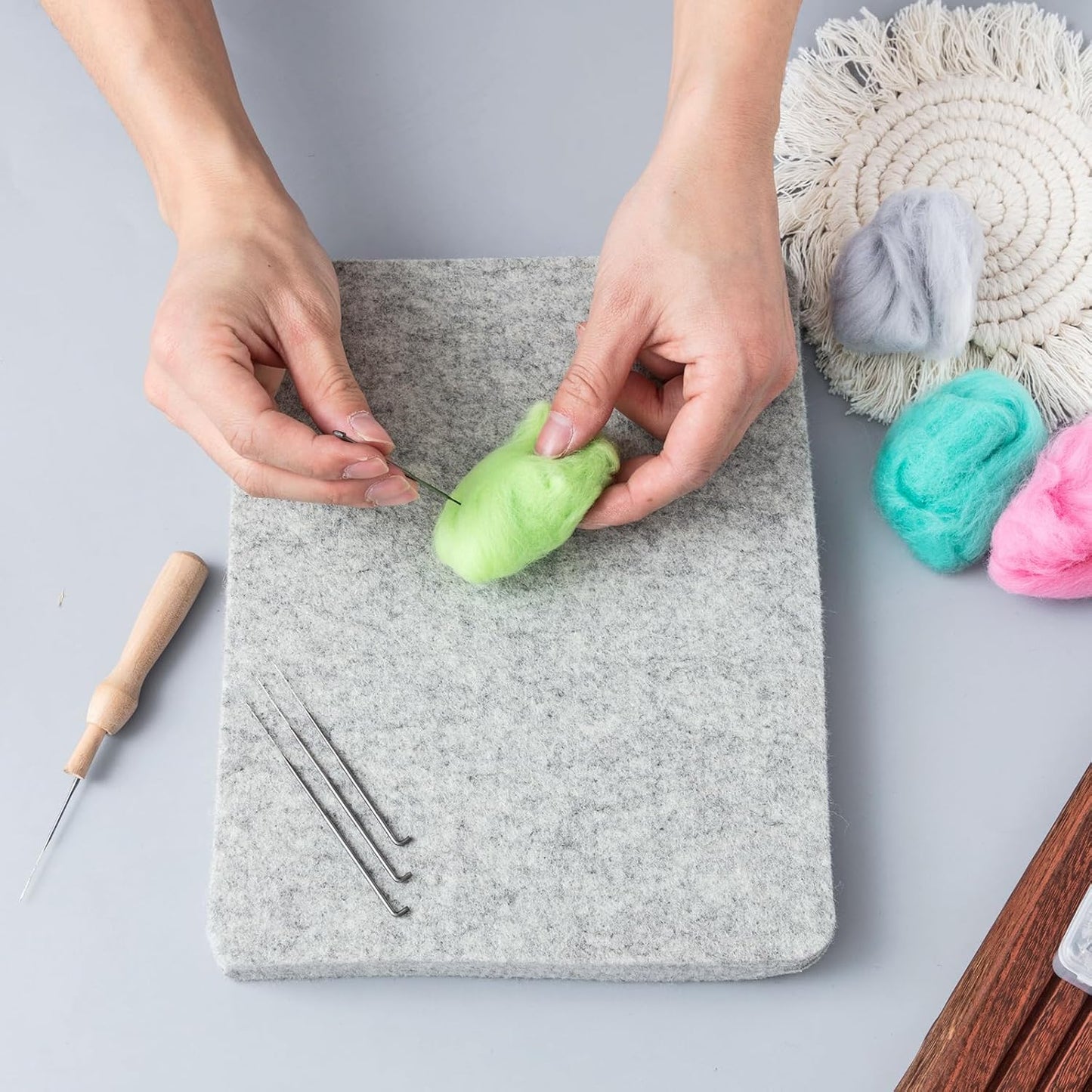 Amylove 2 Pcs Needle Felting Pad Needled Felting Mat Wool Supplies Thick Firm Base Woolen Block for Beginners Crochet Knitting Projects Kit Tool, Gray (8 x 10 x 1 Inch)