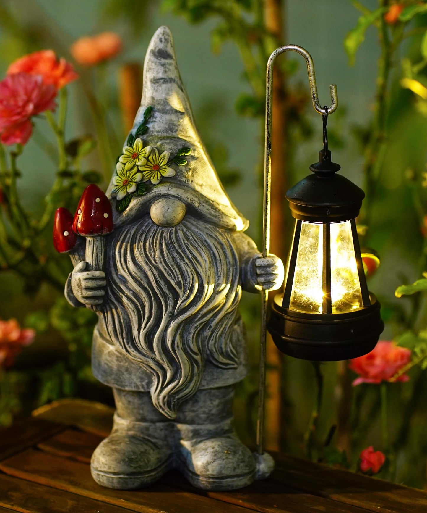 Acgarten Garden Gnome Statue with Solar Lights Lantern,Outdoor Sculpture Home Decor for Yard Lawn Balcony Patio Porch,Gardening Gifts for Mom Women Grandma