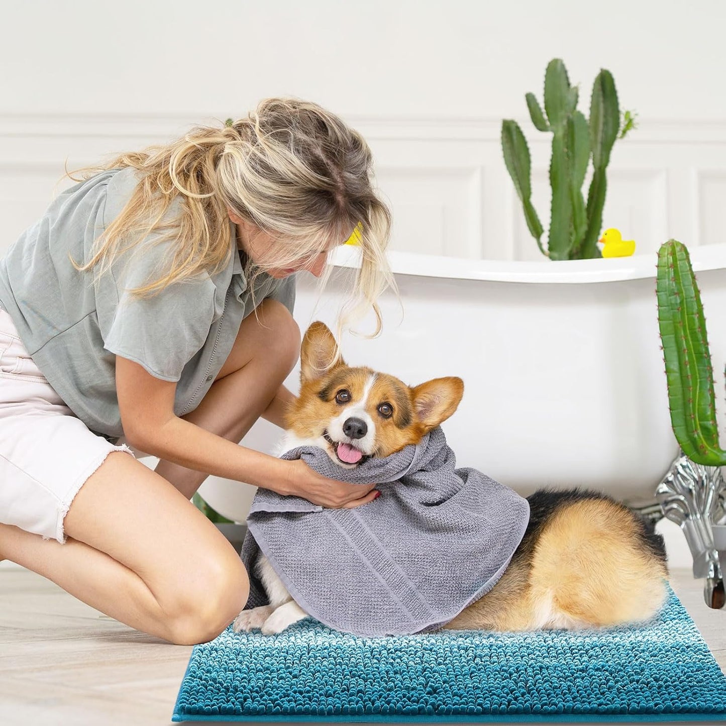 Gibelle Teal Bathroom Rugs, Luxury Chenille Bath Mat, Small Non Slip Shower Rug and Bath Room Floor Mats, Machine Washable, Quick Dry Bathmat, Soft Cozy Plush Rug for Tub, 20" x 32"