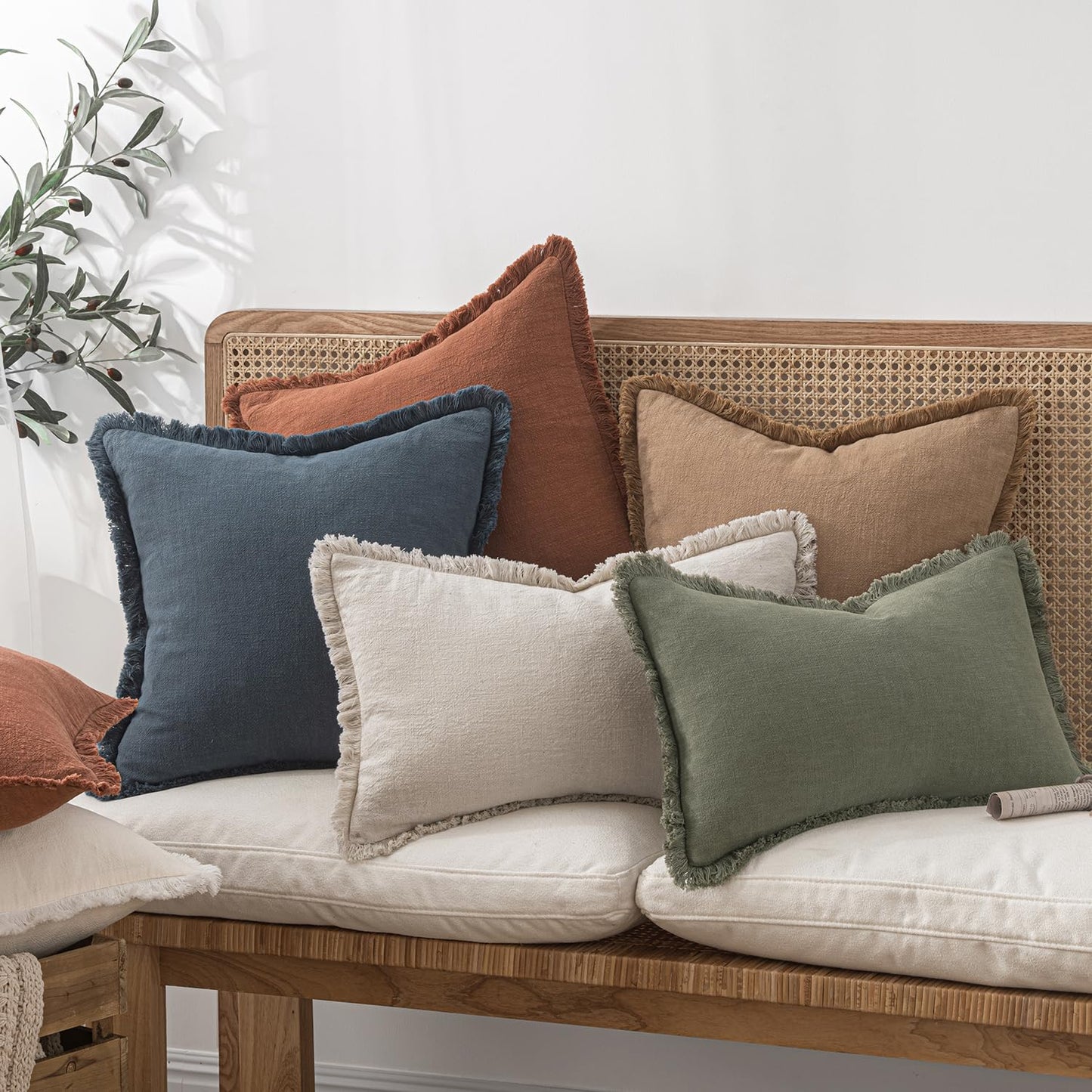 MIULEE Decorative Throw Pillow Covers Neutral Linen Fringe Throw Pillows Set of 2 Natural Beige Boho Farmhouse Cushion Covers with Tassels for Couch Sofa Bed Living Room Spring Home Decor 20x20 Inch