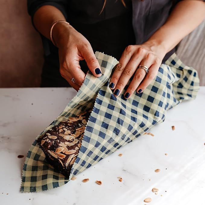 Reusable Beeswax Wrap Roll – Cotton, Plastic-Free Food Storage Alternative – Wrap Made by Women in Chile (Blue Squares)