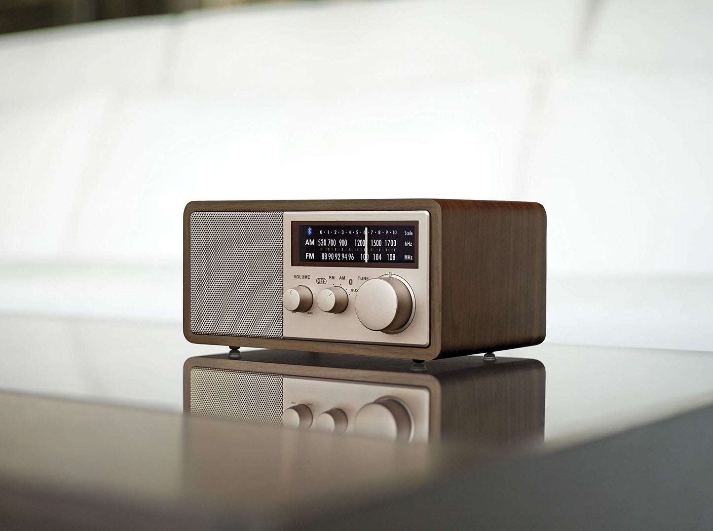 Sangean Wr-16Se Am/Fm/Bluetooth/Aux-In/Usb Phone Charging 45Th Anniversary Special Edition Wooden Cabinet Radio (Dark Walnut Wit
