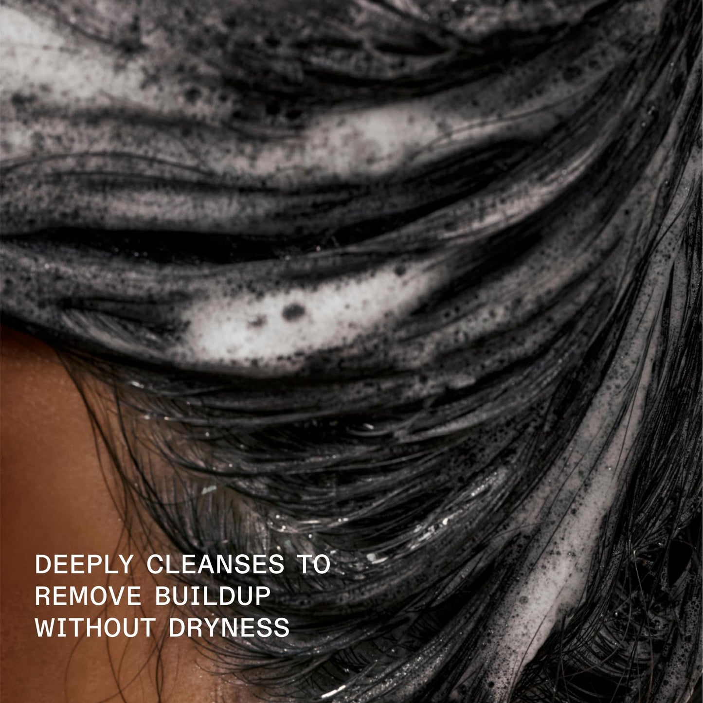 Olaplex N.4C Bond Maintenance Clarifying Shampoo, Deep Cleans, Softens, Restores Shine, & Clarity, For All Hair Types Experienci