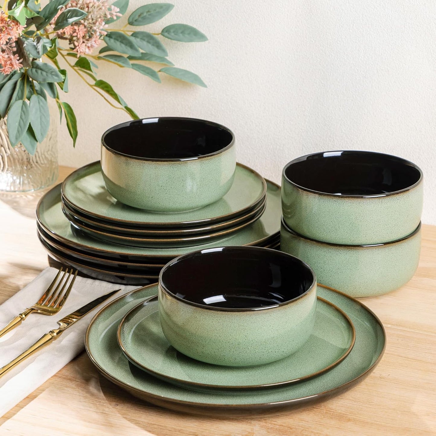 LERATIO Ceramic Dinnerware Sets for 4,12 Pieces Poreclain Plates and Bowls Sets,Scratch Resistant Dishes,Dishwasher & Microwave Safe Dishes Set,Service for 4-Light Geen