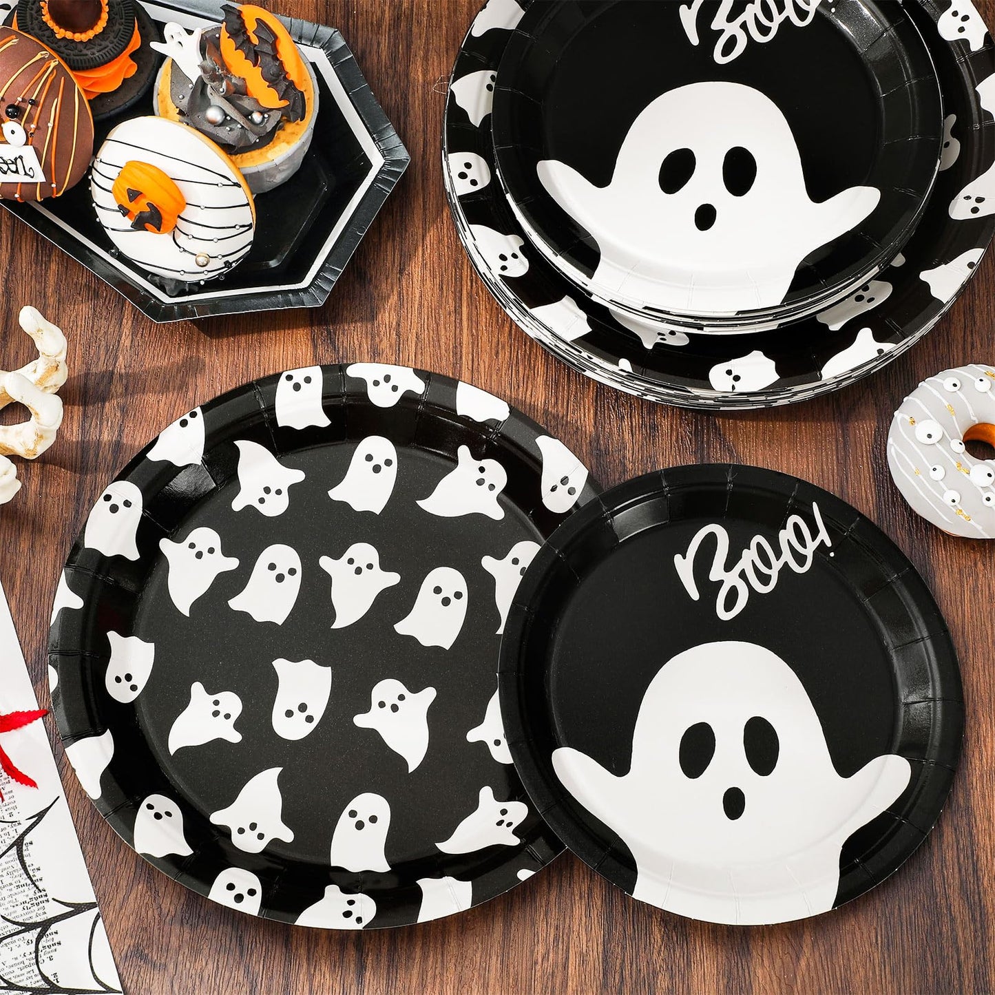 JarThenaAMCS 48Pcs Halloween Paper Plates Ghost Disposable Plates 9 Inch & 7 Inch Decorative Dinner Plates for Trick or Treat Birthday Party Supplies