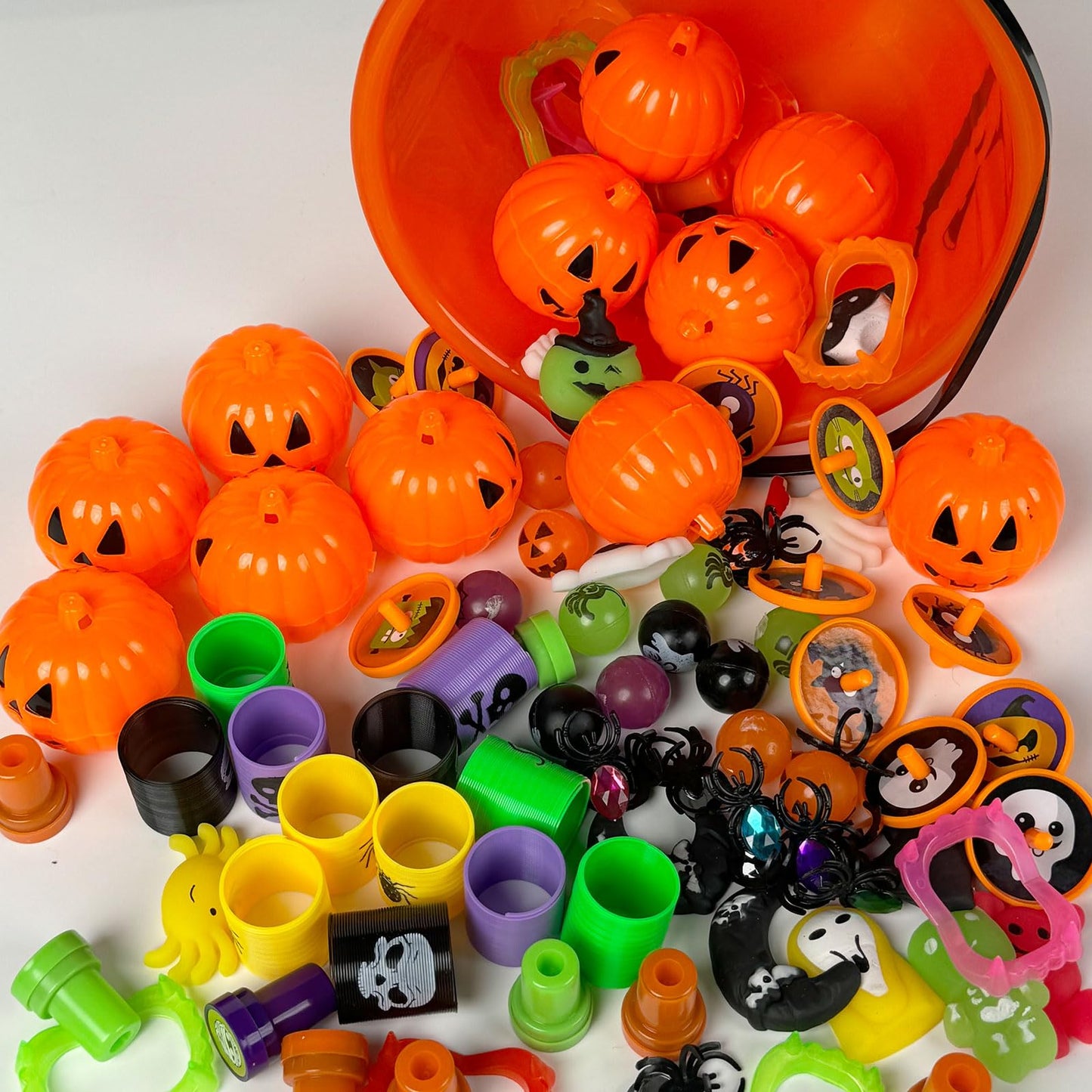 novelinks Halloween Party Favors for Kids 96PCS Halloween Toys in Bulk Halloween Prefilled Plastic Pumpkins Buckets Halloween Goodie Bag Fillers Treats Prizes Halloween Toys Gifts for Boy Girl Random