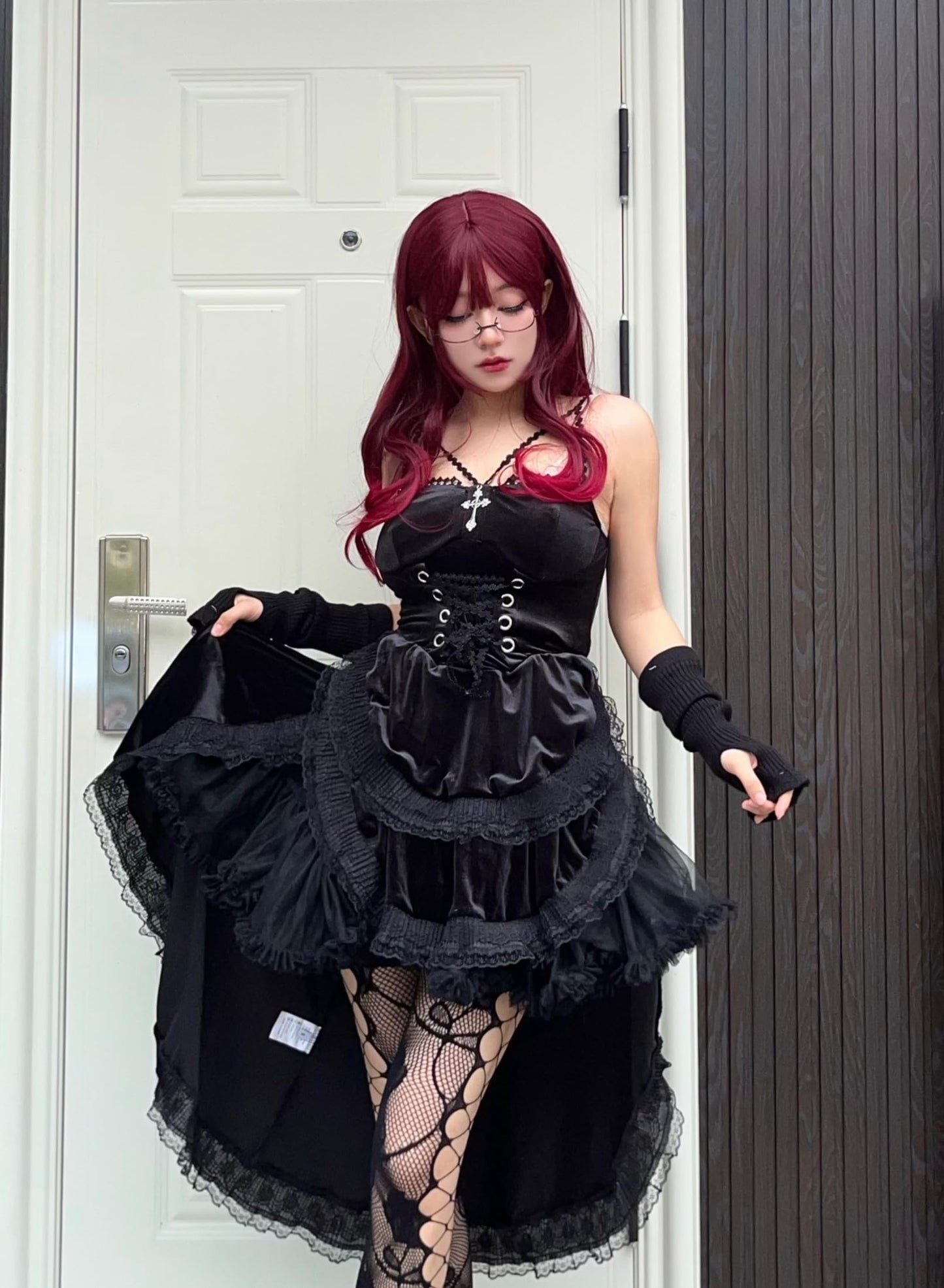 URAWESO Goth Gloves Grunge Emo Fingerless Arm Warmers Gothic Punk Thumbhole Ripped Hip Hop Y2k Arm Sleeves Cosplay