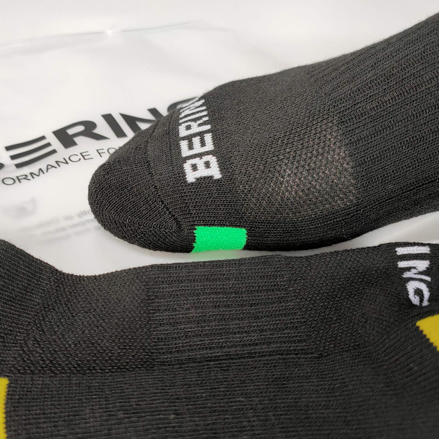 BERING Men's Athletic Cushioned Quarter Socks, Black, Size 9-12, 6 Pairs
