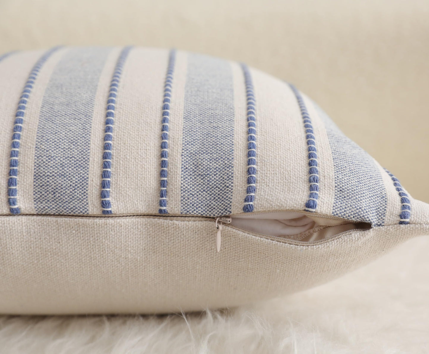 Cethom Decorative Boho Throw Pillow Covers, Farmhouse Textured Pillow Case, 20 x 20 Inch Set of 2, Chair Sofa Bedroom Living Room Home Decor Couch Cushion Case, Classic Blue and Beige Striped
