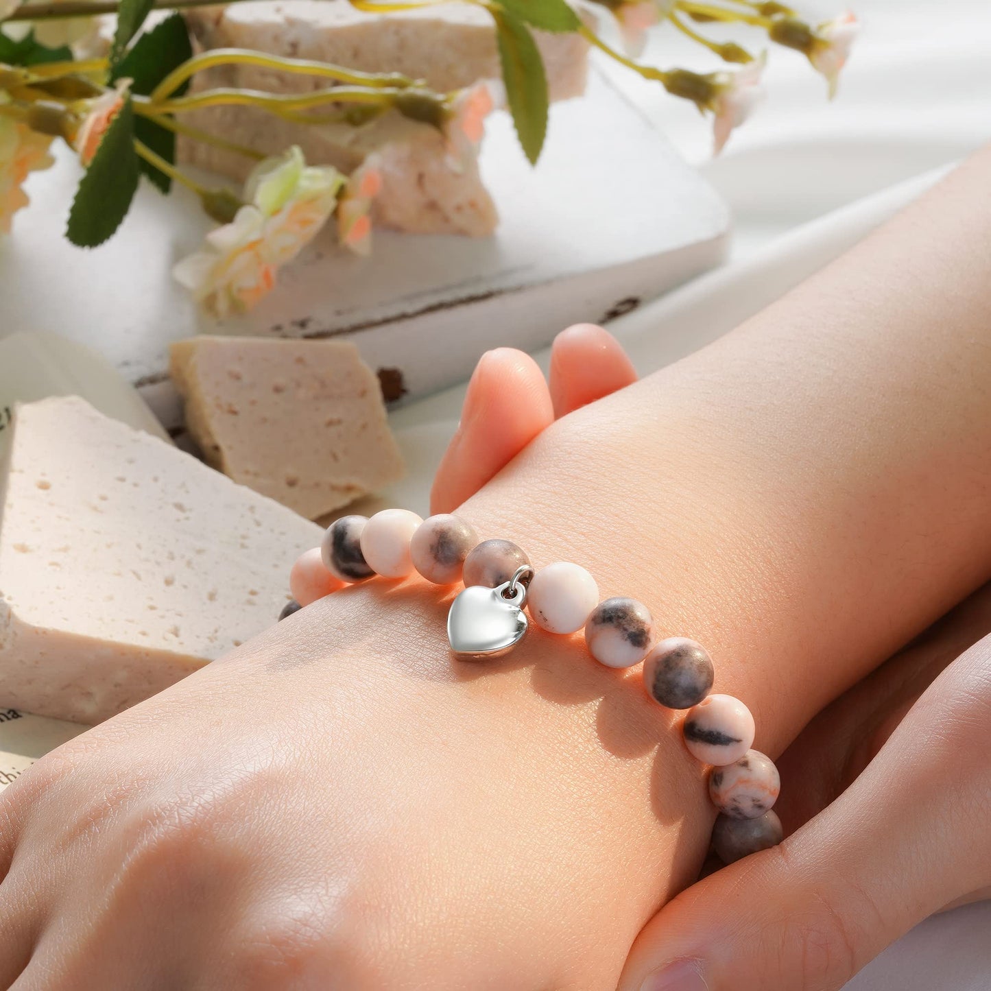 HGDEER Gifts for Boyfriends Mom, Christmas Birthday Mothers Day Gifts Present Jewelry Bracelets for My Boyfriends Mom