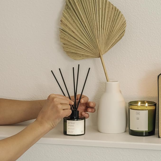 Craft & Kin Amber Moss Christmas Reed Diffuser | All Natural Essential Oil & Rattan Scent Sticks | Holiday Reed Diffusers for Home, Bathroom | Long Lasting Home Fragrance in Green Glass, 3.4oz