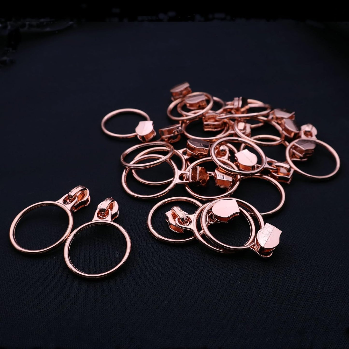 Leekayer #5 Rose Gold Metallic Teeth Nylon Coil Zippers by The Yard Bulk 10 Yards White Zipper Tape with 25pcs Rose Gold Ring Pull Sliders for DIY Sewing Tailor Craft Bag(White)
