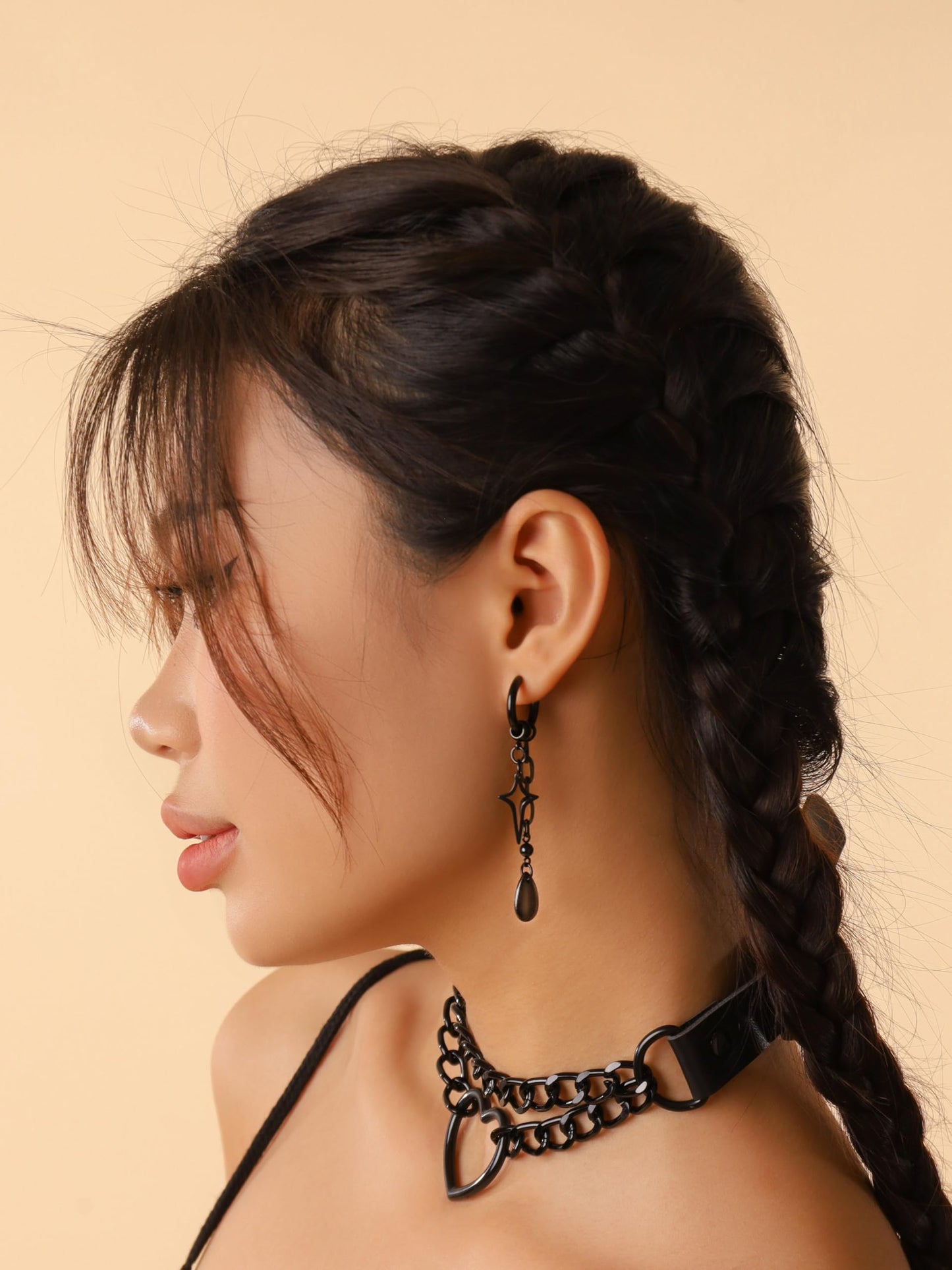Sacina Black Teardrop Spike Star Hoop Earrings, Gothic Grunge Emo Punk Y2k Earrings, Goth Jewelry, Christmas Jewelry Gift for Women