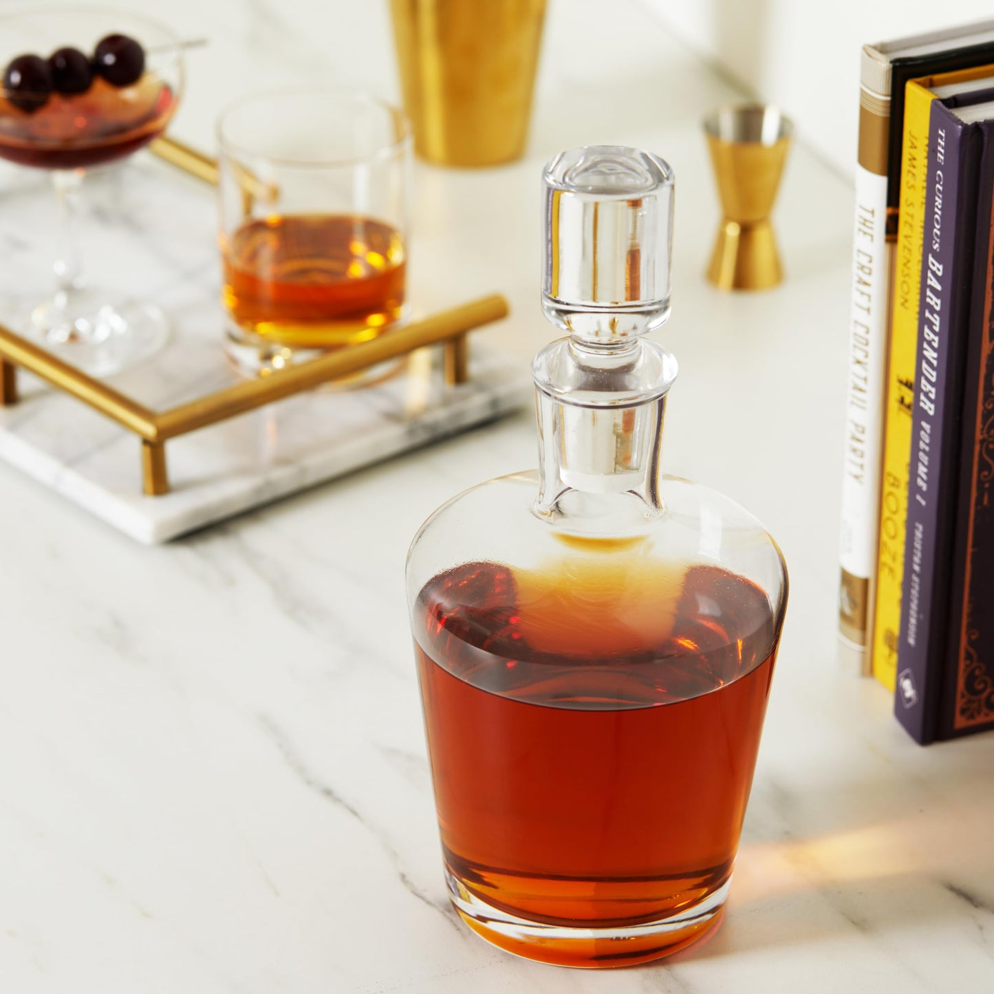 True Rothwell Whiskey Decanter with Airtight Stopper, Liquor Decanters for Bourbon Scotch Vodka Gin Cocktail Party Home Bar Accessories 36 oz Set of 1