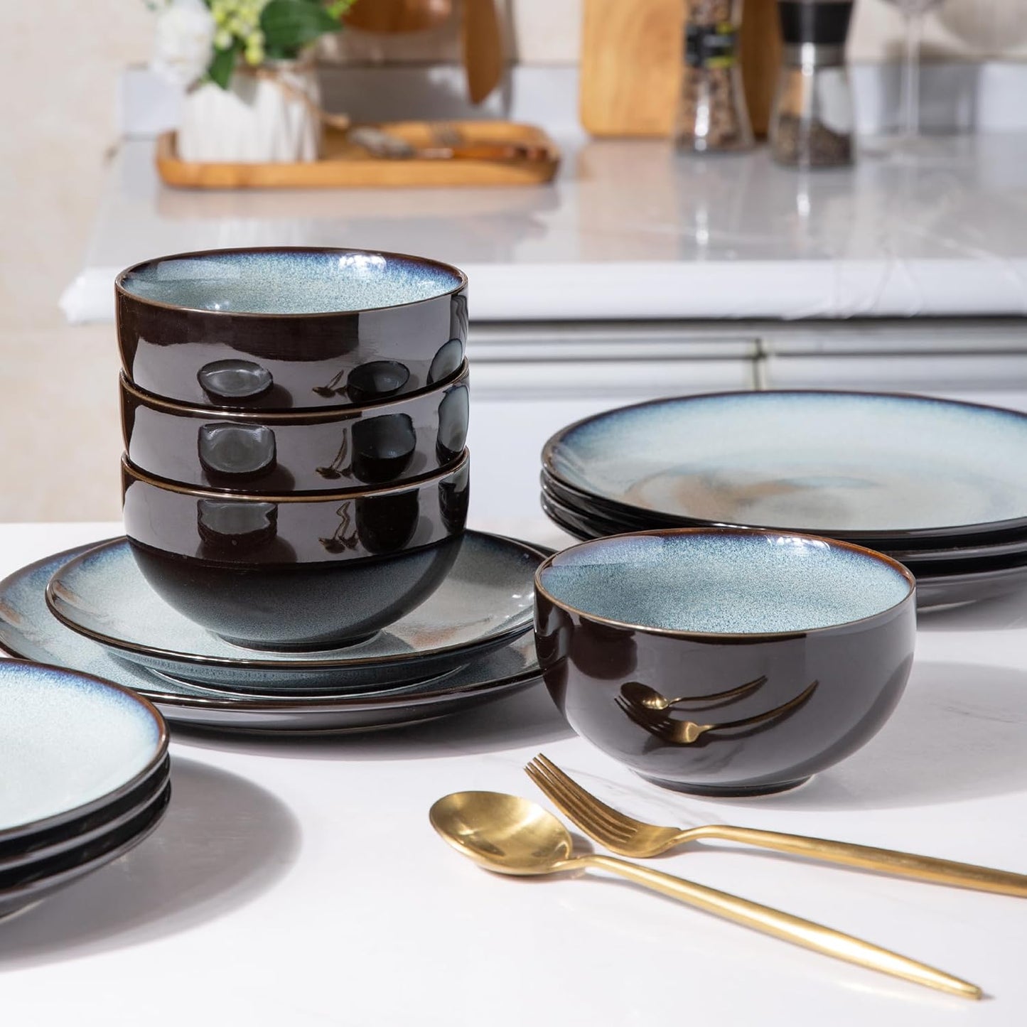 LERATIO Ceramic Dinnerware Sets for 4,Stoneware Coupe Plates and Bowls Sets,Highly Chip and Crack Resistant | Dishwasher & Microwave & Oven Safe Dishes set,Reactive Glaze Dinnerware- Service for 4