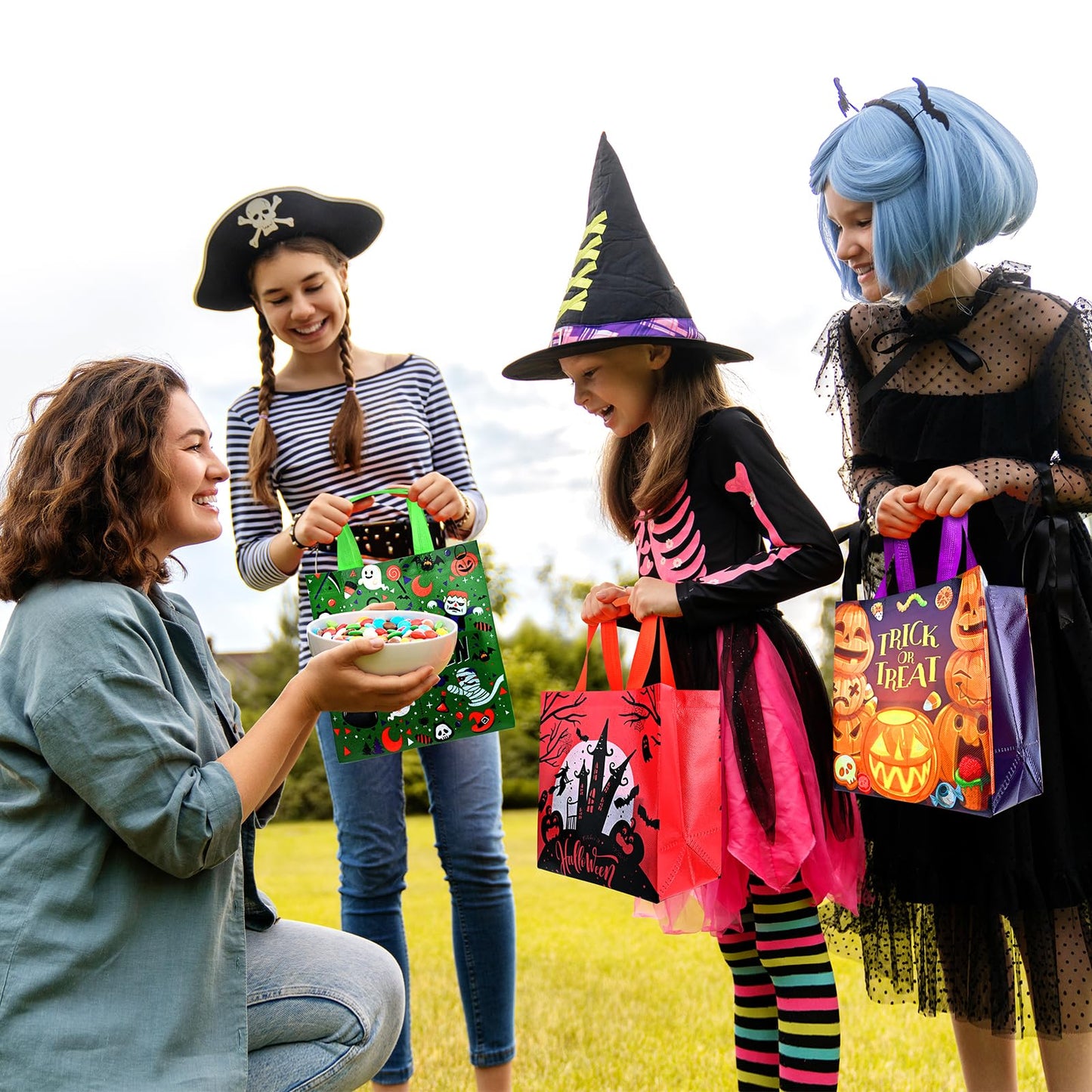 Ambandier 8PCS Halloween Trick or Treat Tote Bags with Handles，Halloween Candy Treat Bags for Kids, Non-Woven Gift Bag for Wrapping Party Decoration Supplies