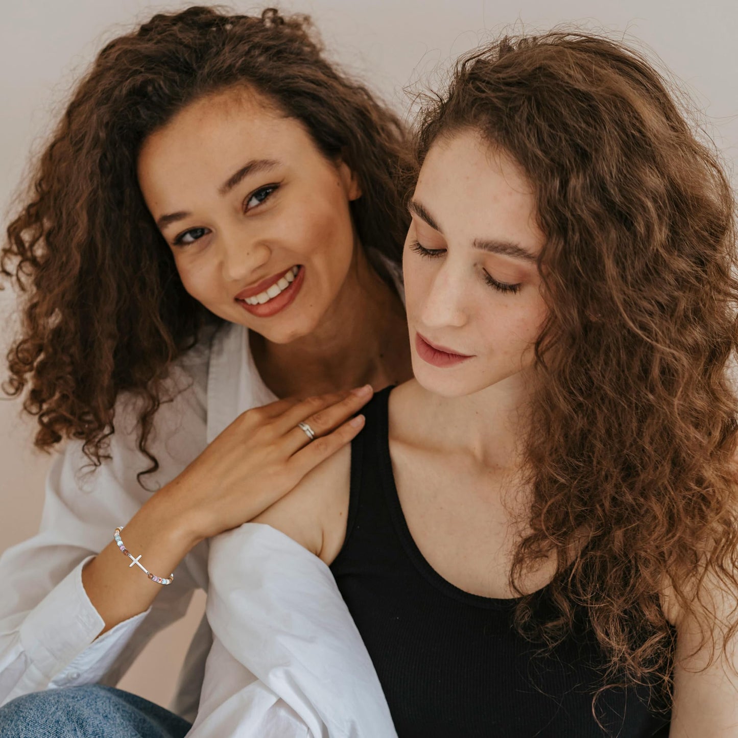 AryaHozel Friendship Bracelets for Women, Cross Bracelet, Best Friend Friendship Gifts for Women, Best Friend Birthday Gifts for Woman Friends Bff Bestie Female Christmas Valentines Christian Jewelry