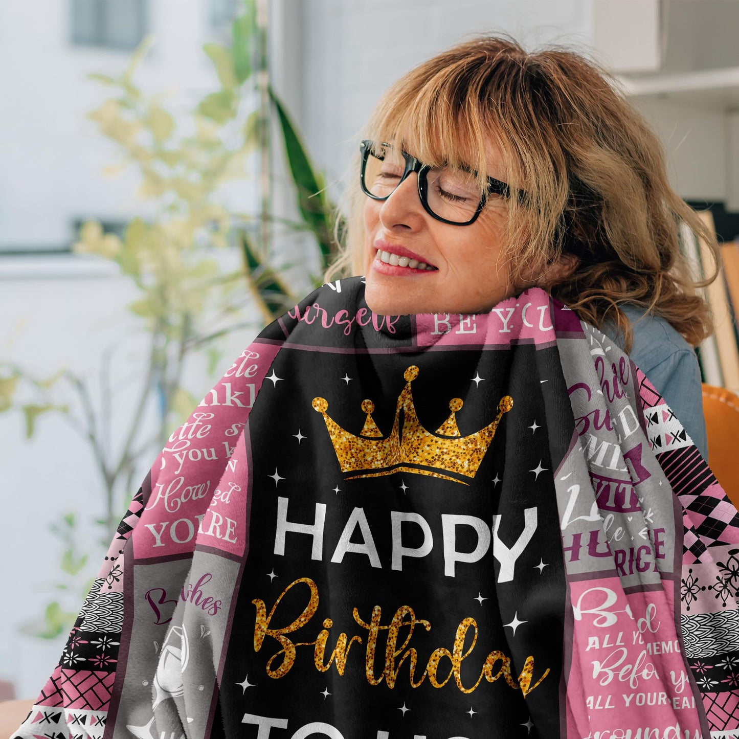 Amonee-YL Birthday Gifts for Women/Girls/Her, Happy Birthday Decorations Blanket 50"X60", Gifts for Women Birthday Unique, Birthday Presents for Mom/Daughter/Friend/Sisters, Woman Birthday Gift Ideas