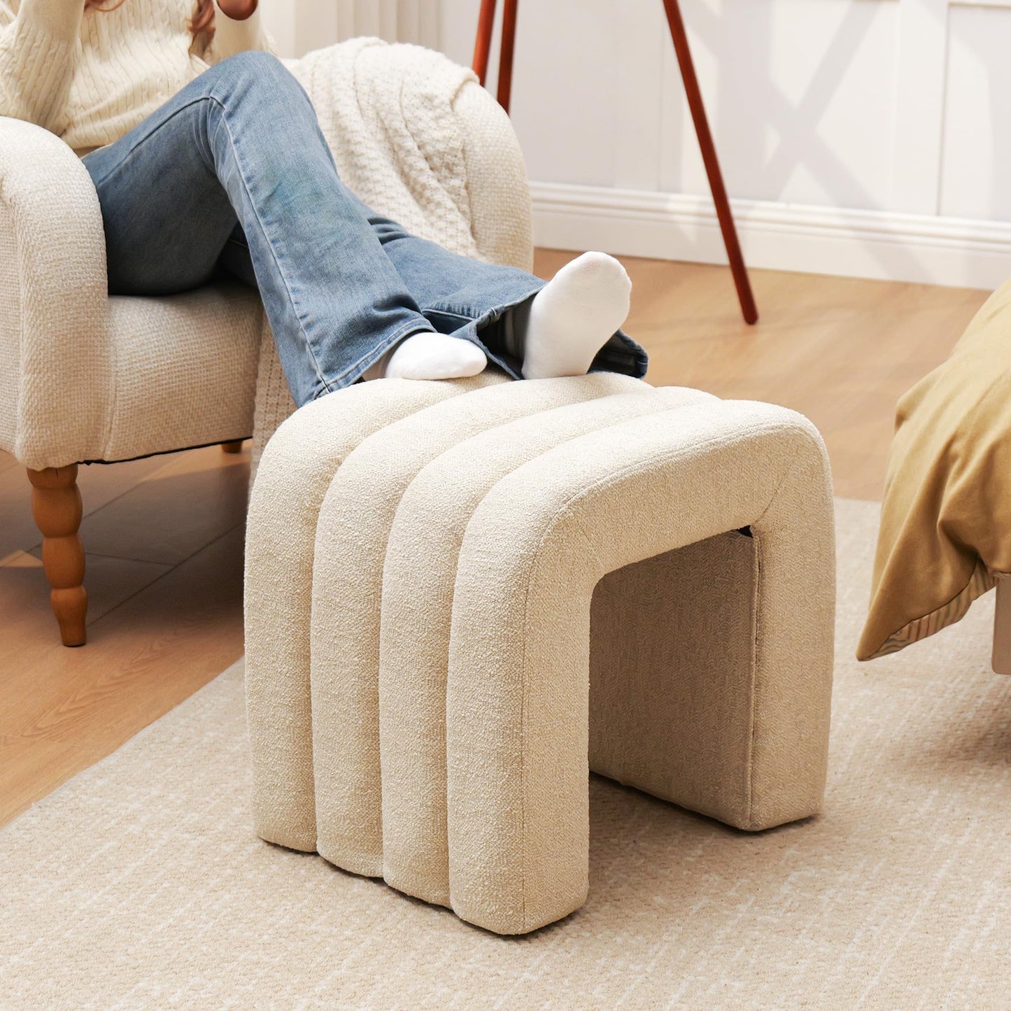 Scingu Multi-Functional Ottoman Stool, Footrest for Couch, Modern Vanity Stool for Make-up Room, Living Room and Entryway, Small Cute Footstool (Beige Linen)
