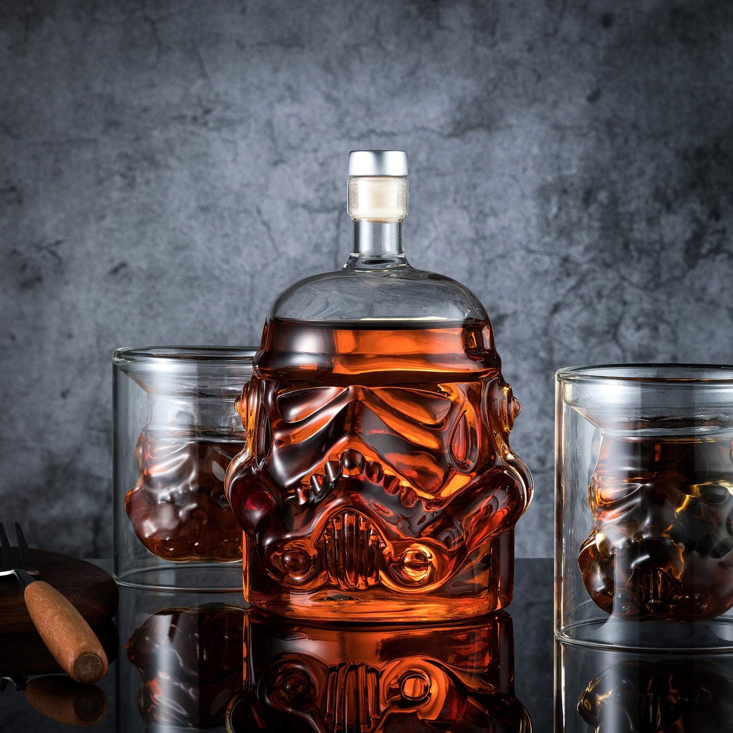 Whiskey Decanter Set Transparent Creative with 4 Glasses,Whiskey Flask Carafe Decanter with 4 Whiskey Stones and Tong,Whiskey Carafe,Glasses for Brandy,Scotch,Vodka,Gifts for Dad,Husband,Boyfriend
