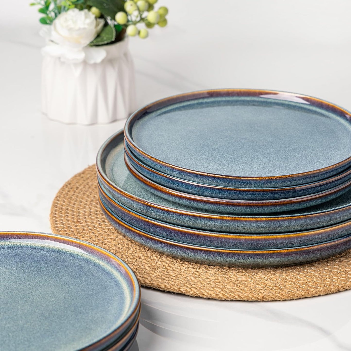 AmorArc Ceramic Dinnerware Sets for 4,Round Reactive Glaze Stoneware Plates and Bowls Set,Highly Scrath Resistant Dishware | Dishwasher & Microwave Safe Dishes Set,Service for 4 (12pc)