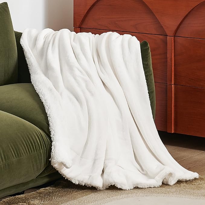Bedsure GentleSoft Sherpa Fleece Throw Blanket for Couch - Thick and Warm Throw for Women and Men, Soft Fuzzy Plush Blanket for Winter, Non-Heated, White, 50x60 Inches