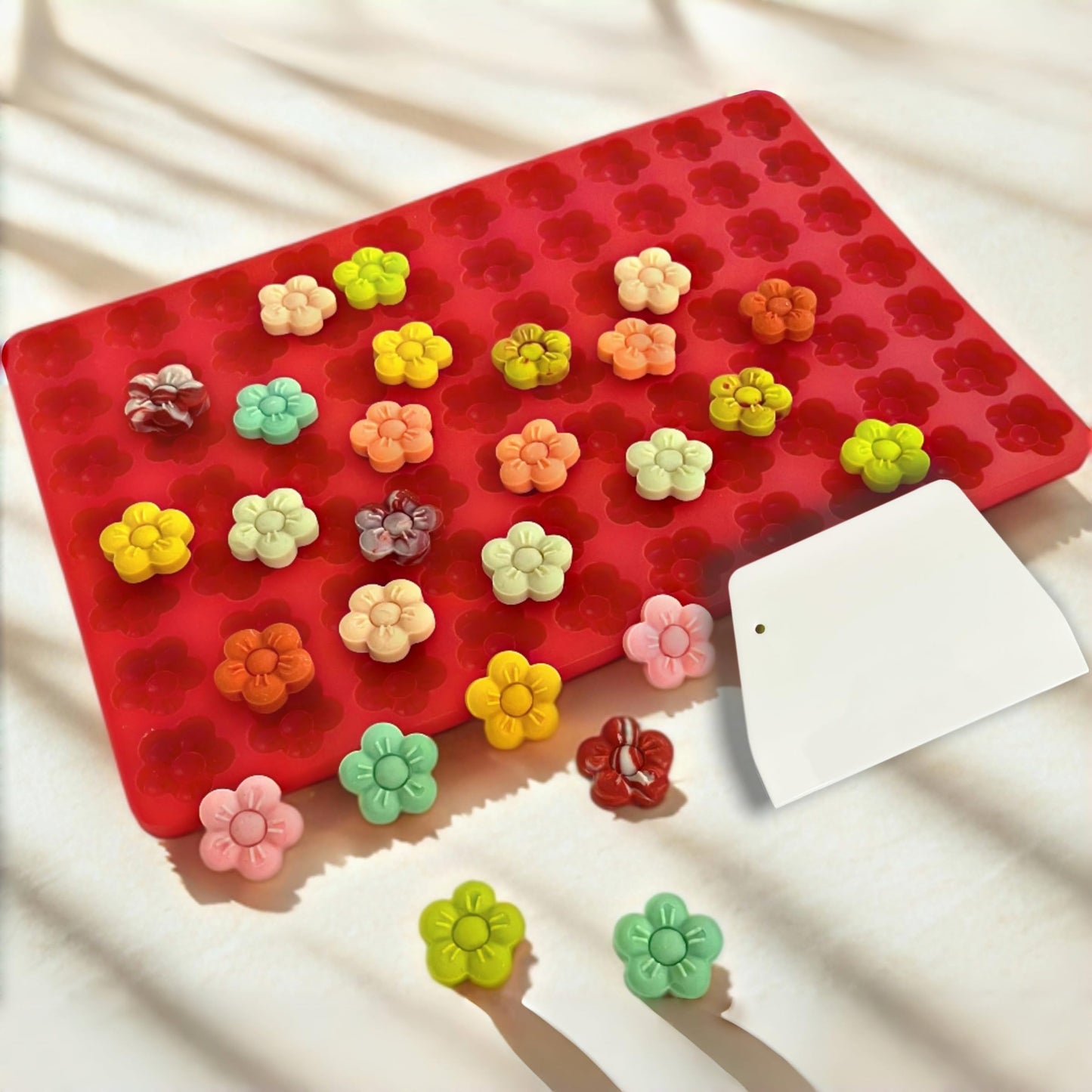 Tadonyny Small Flower Candy Molds Silicone Chocolate Gummy Molds, Blossom Silicone Fondant Cake Mold Mint Molds with Scraper (flower)