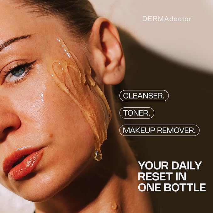 DERMAdoctor Vitamin C Face Wash – Daily 3-in-1 Vitamin C Cleanser & Makeup Remover Face Wash That Tones, Clears Pores, Lifts Oil, and Removes Sunscreen & Pollutants with Potent Kakadu Plum – 7.10 oz