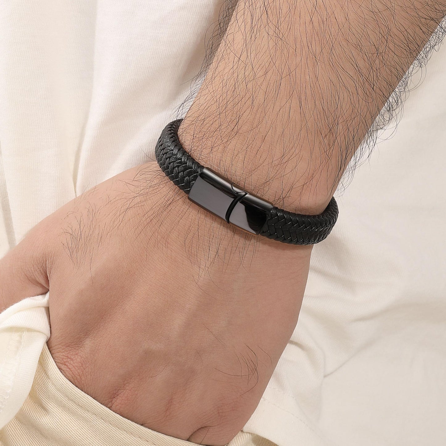 Btysun Boyfriend Gifts Cool Leather Bracelets for Men I Love You Gifts for Him Infinity Mens Bracelet Braidad Black Fathers Day Birthday Gift for Boyfriend Birthday Anniversary Jewelry