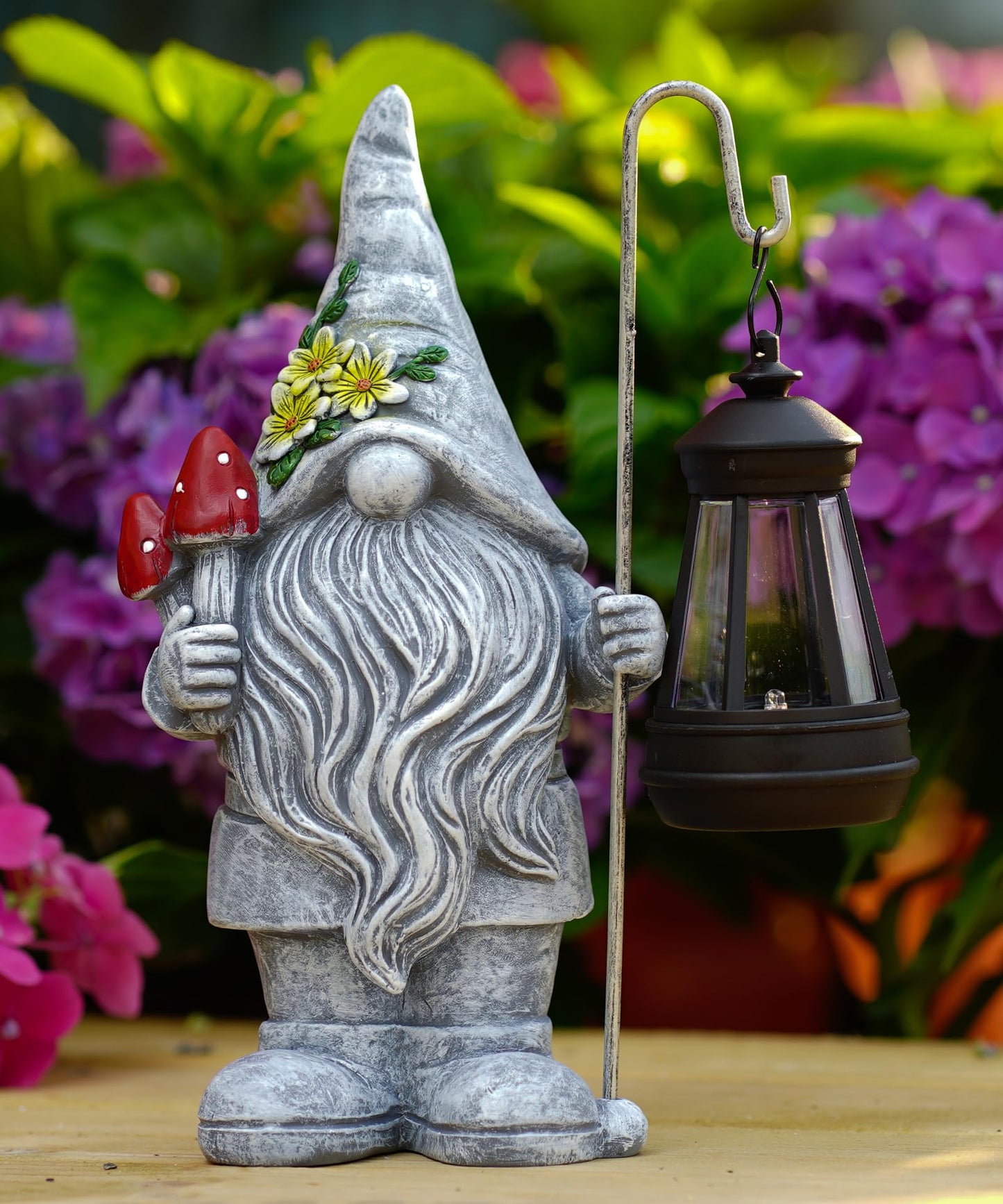 Acgarten Garden Gnome Statue with Solar Lights Lantern,Outdoor Sculpture Home Decor for Yard Lawn Balcony Patio Porch,Gardening Gifts for Mom Women Grandma