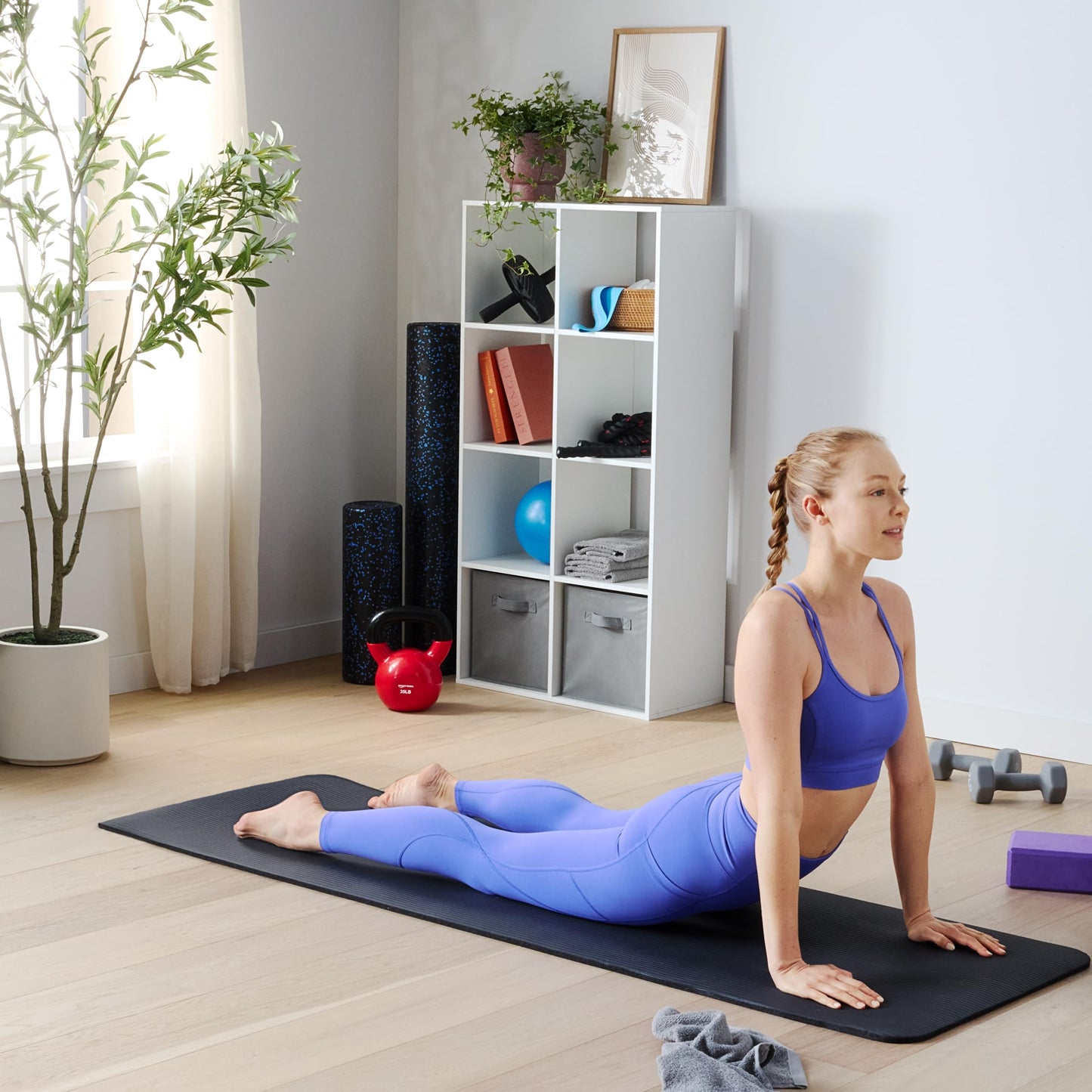 Amazon Basics 1/2 Inch Extra Thick Exercise Yoga Mat with Carrying Strap, Black