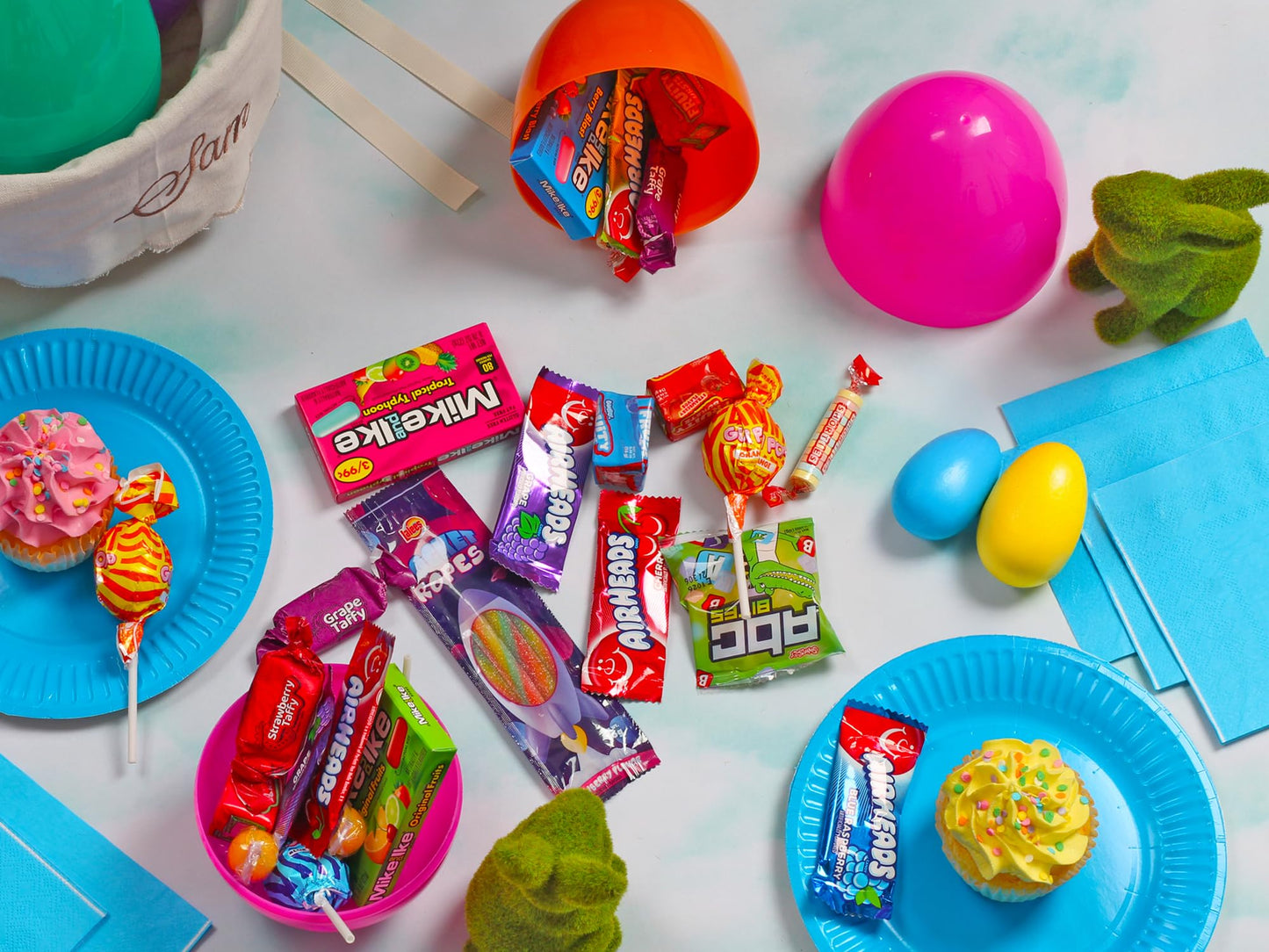 Bulk Party Mix - 8 Pounds - Variety Parade Candies - Piñata Candies - Individually Wrapped Candy - Assorted Candy