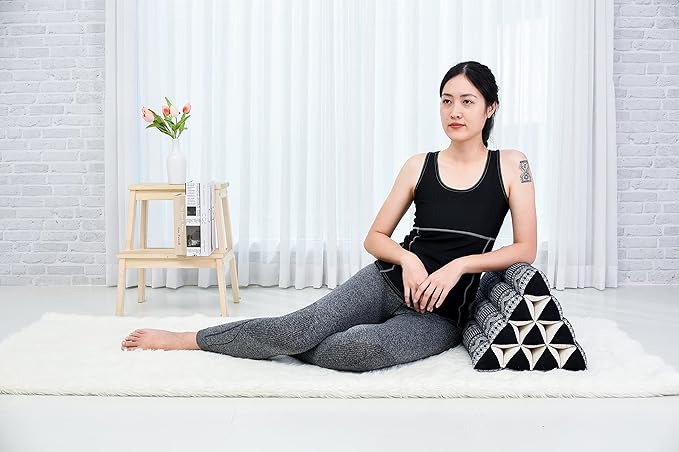 Leewadee Thai Triangle Cushion – Comfortable Backrest for TV or Reading, Wedge Pillow - Eco-Friendly Natural Kapok Filling, 20 x 13 x 13 inches, Black White