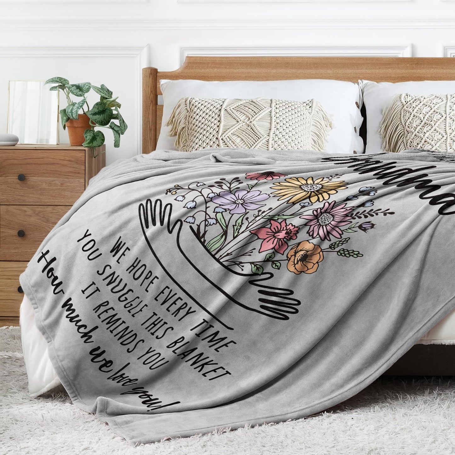 Afterprints Gifts for Grandma Blanket, Grandma Birthday Gifts from Grandkids, Best Grandmother Gift on Grandparents Day, Christmas, Hug Floral Throw Blankets 50'' x 60''