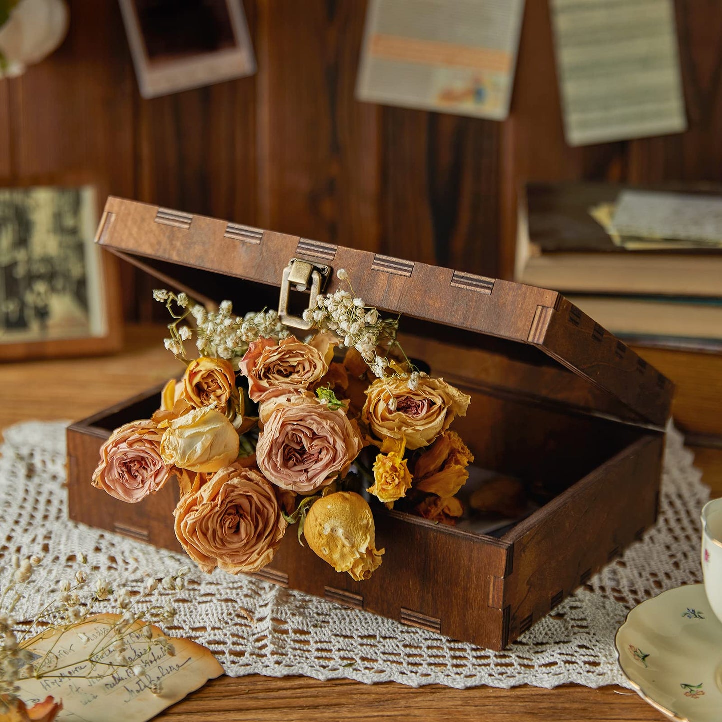 AW BRIDAL Wedding Keepsake Box with Lid Mr Mrs Wood Memory Storage Box Bridal Shower Gifts Wedding Anniversary Engagement Gifts for Couples