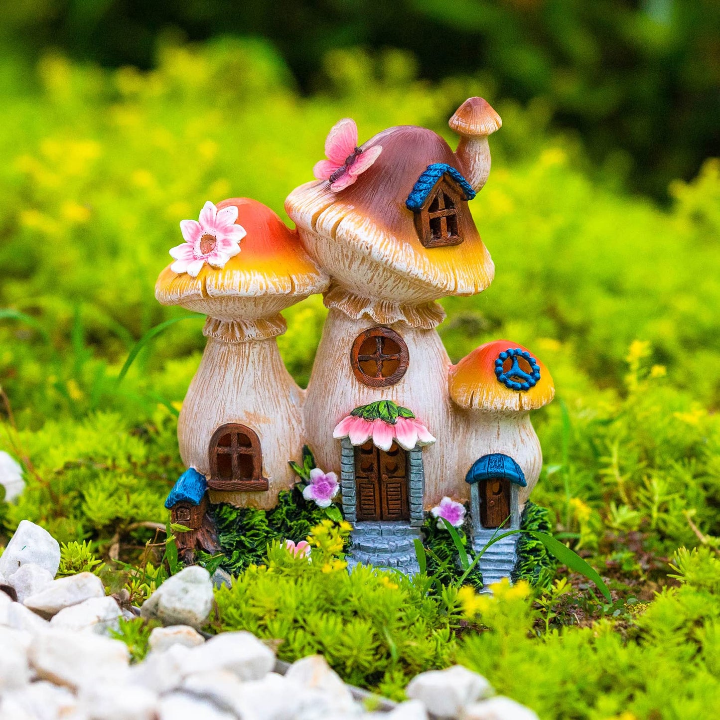 Candieslife Solar Garden Statue Lights Mushroom Fairy House Figurine, Outdoor Memorial Garden Ornaments Waterproof Decoration for Outside Patio Yard Lawn Decor
