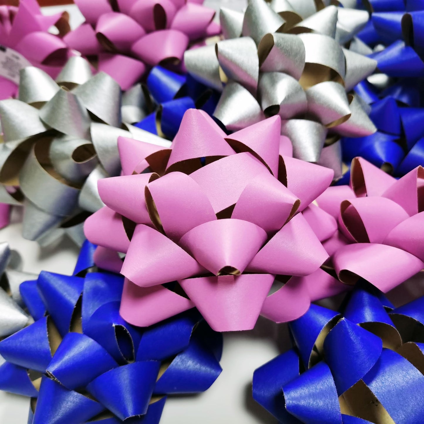 24pcs Gift Wrap Bow 4" Paper Star Bow Self Adhesive Gift Bows for Wedding, Basket Packaging, Party Decorations, Christmas, Birthdays, Holidays etc