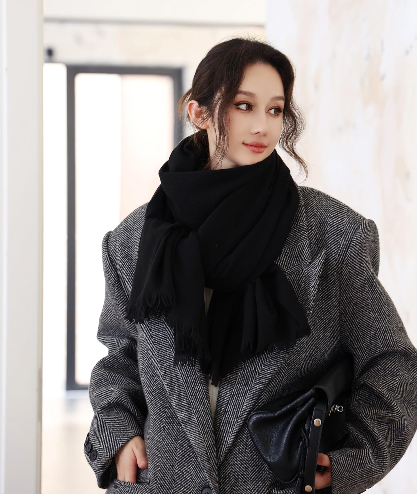 Large Fashion Scarf Pashmina Shawls & Wraps for Women Extra Soft Cashmere Feel Throw Womens Cold Winter Scarfs for Wedding Dress Christmas Gift in Solid Black