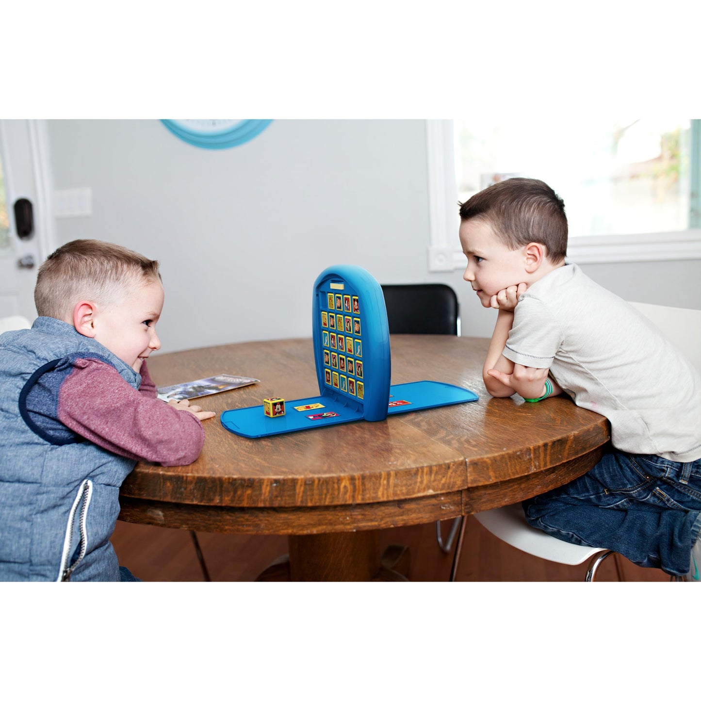 Top Trumps Match Game Disney - Family Board Games for Kids and Adults - Matching Game and Memory Game - Fun Two Player Kids Games - Memories and Learning, Board Games for Kids 4 and up