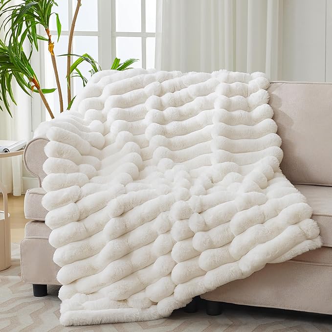 VFROO Faux Fur Throw Blanket for Couch,Cozy Soft Plush Thick Striped Luxury Blanket for Sofa Living Room Bedroom,50 * 60 I...