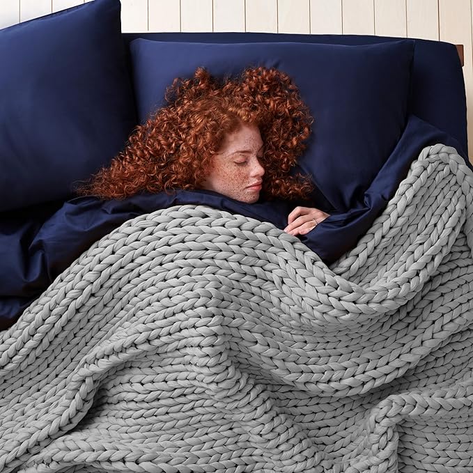 Bearaby Heavy Weight Weighted Ocean Polyfill Hugger Blanket (Moonstone Grey, 25 lbs.)