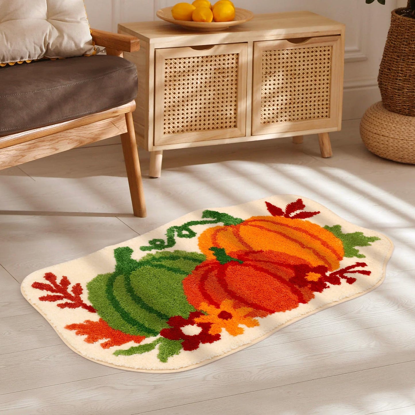 Percozzi Fall Pumpkin Bathroom Rug, Bath Mat Water Absorbent Non-Slip Washable for Shower Tub Bedside Floor Small Tufted Carpet Halloween Thanksgiving Accent Area Rug Decoration