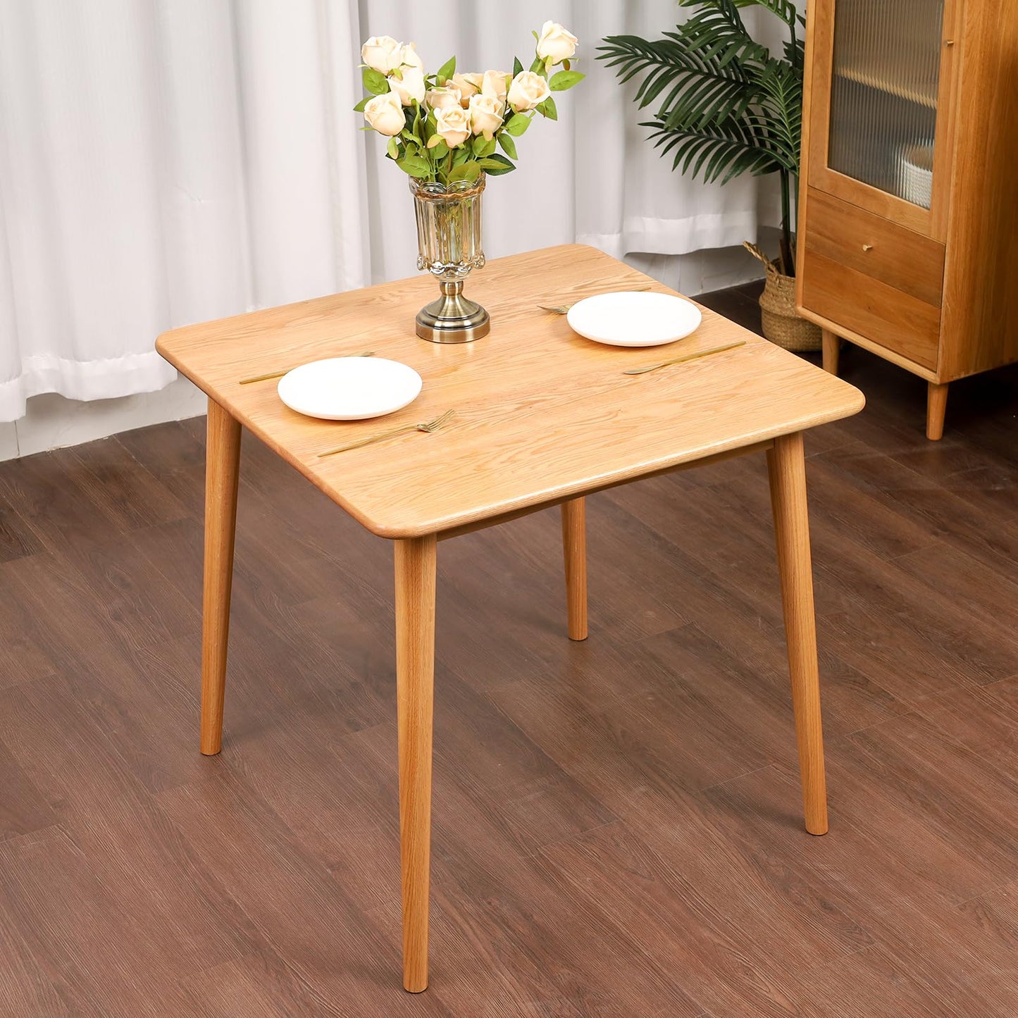Towood Lifee Square Dining Table 31.5“, Solid Wood Kitchen Table for Small Space, Midcentury Modern Wooden Kitchen Dining Table with Oak Finish, 31.5" L x 31.5" W x 29.5" H, Natural