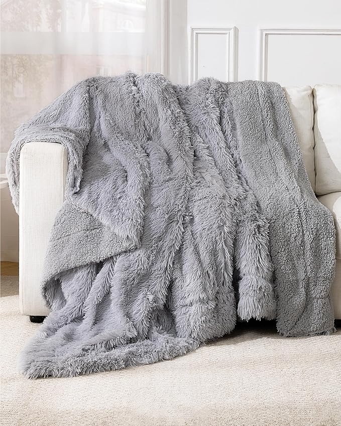 UINIU Super Soft Fluffy Fuzzy Faux Fur Sherpa Fleece Blanket Twin Size, Plush Thick Warm Blanket for Bed Couch, College Do...