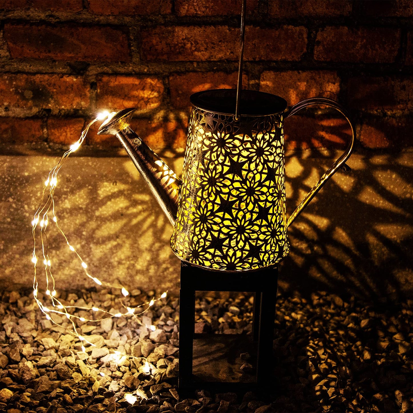 VOOKRY Solar Watering Can Lights, Large Retro Metal Hanging Solar Lights Outdoor Waterproof, Birthday Gifts for Women Mom Grandma Garden Decor Yard Light LED Decoration Outside for Porch Lawn Patio