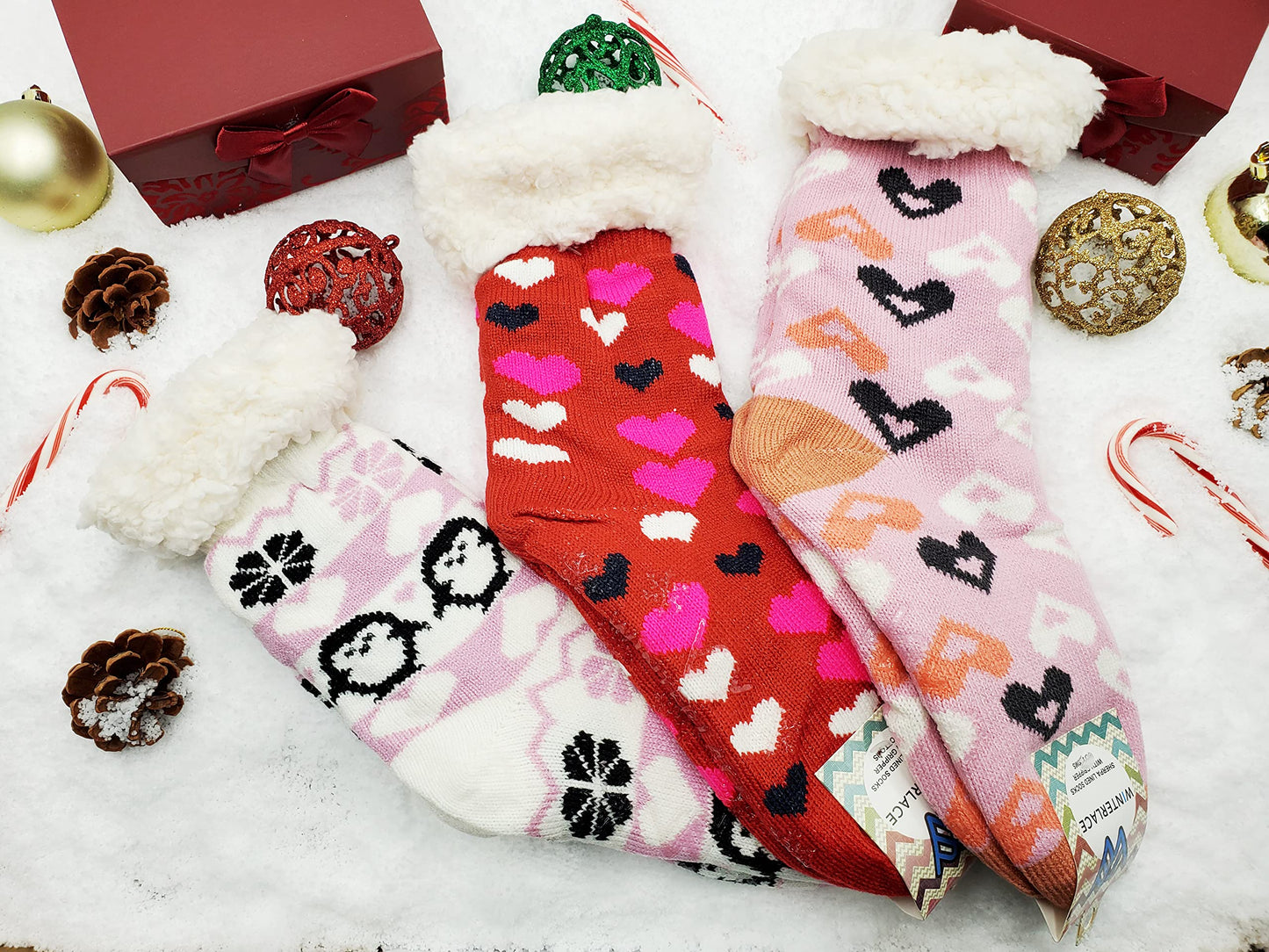 Heart Print Crew Socks for Women, Bulk Valentines Day Pink Love Colorful Pattern Novelty Galentines, Mothers Day