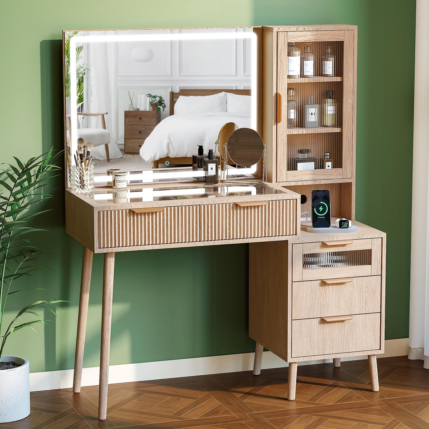 Fkhouse Fluted Makeup Vanity Desk with Mirror and Lights, 5 Drawers Glass Top Makeup Vanity with 4 Storage and 9-Grid Organizer, 3 Color Ribbed Glass Dressing Table with Charging Station, Natural Oak