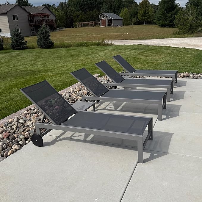 PURPLE LEAF Outdoor Lounge Chair Set for 2 Patio Chaise Lounger with Aluminum Frame and Wheels All-Weather Pool Lounge Chairs for Outside Garden Yard Poolside Table Included, Grey